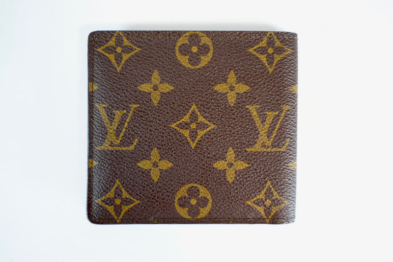 Louis Vuitton Monogram Bi-fold Wallet Used