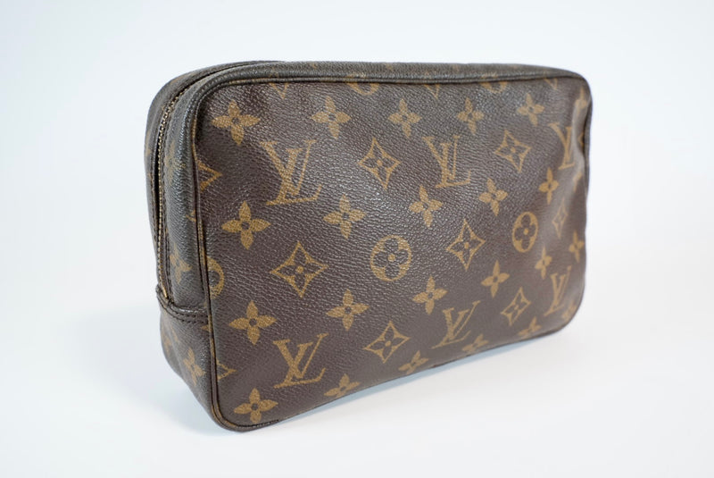 Louis Vuitton Monogram Trousse Toilette 23 Used