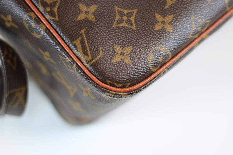 Louis Vuitton Monogram Sac Migrator Vintage Bag