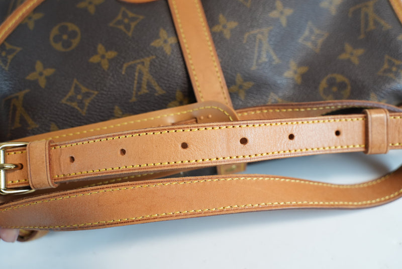 Louis Vuitton Monogram Saumur 30 Crossbody Used