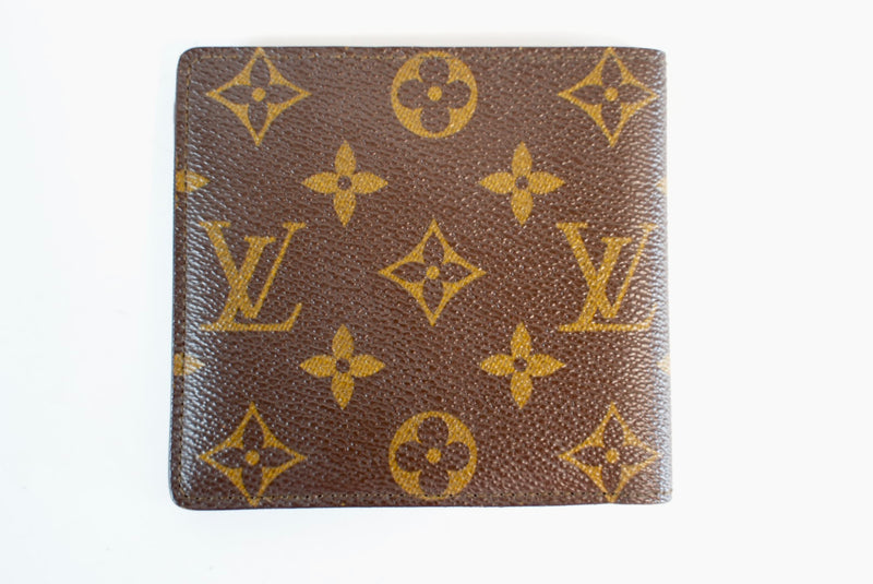 Louis Vuitton Monogram Bi-fold Wallet Used