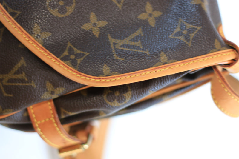 Louis Vuitton Monogram Saumur 30 Crossbody Used