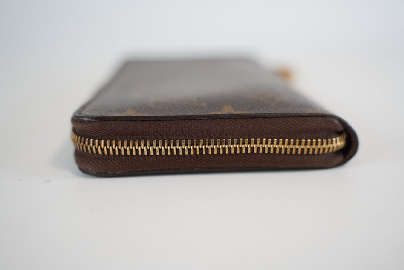 Louis Vuitton Monogram Zippy Travel Organizer Wallet Used