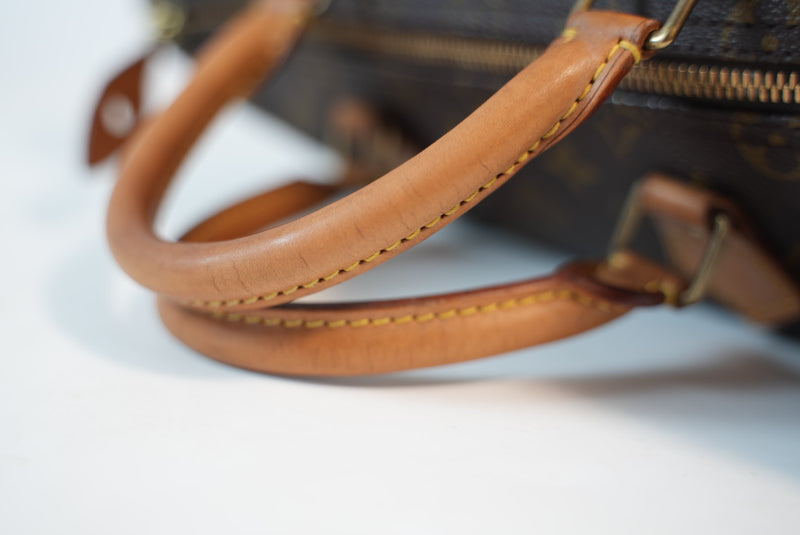 Louis Vuitton Monogram Speedy 35 Handbag Used