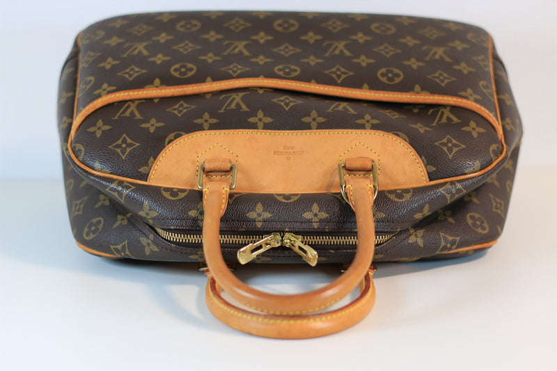 Louis Vuitton Monogram Deauville Handbag Used