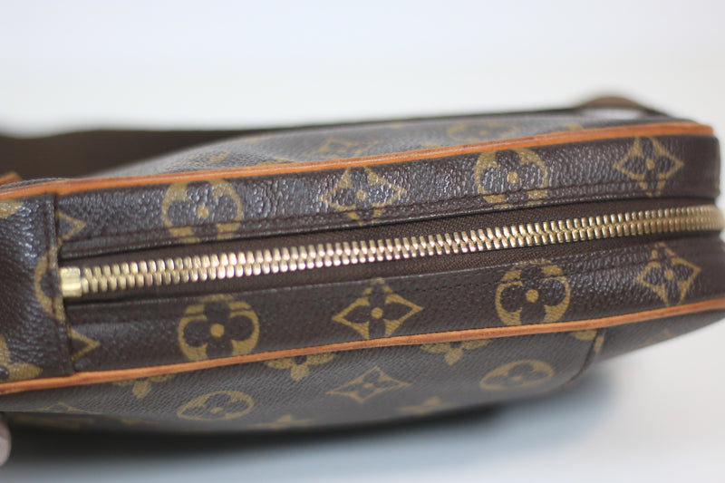 Louis Vuitton Monogram Pochette Gange Bumbag/Fannypack Used