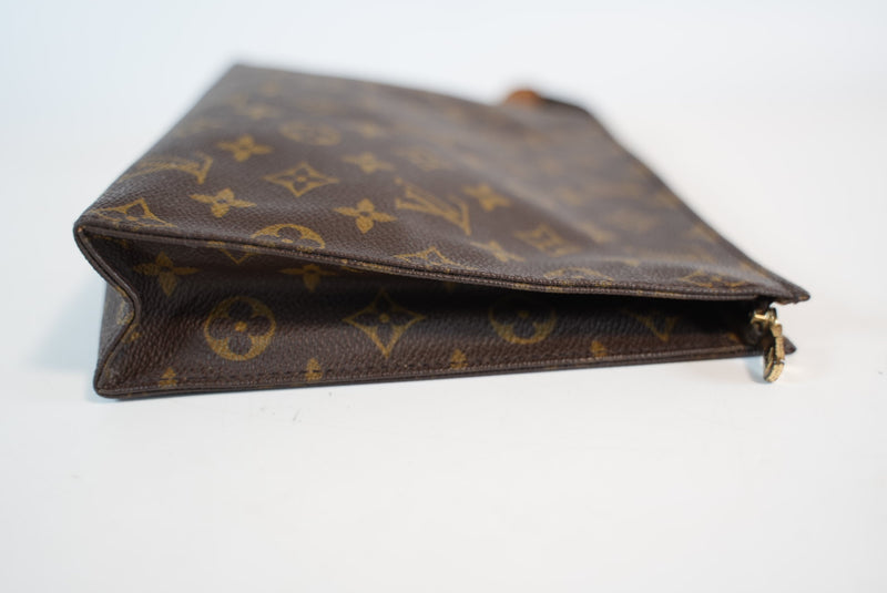 Louis Vuitton Monogram Toiletry Pouch 26 Used