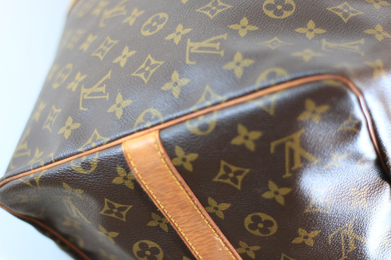 Louis Vuitton Monogram Keepall Bandouliere 55 Duffle bag Used