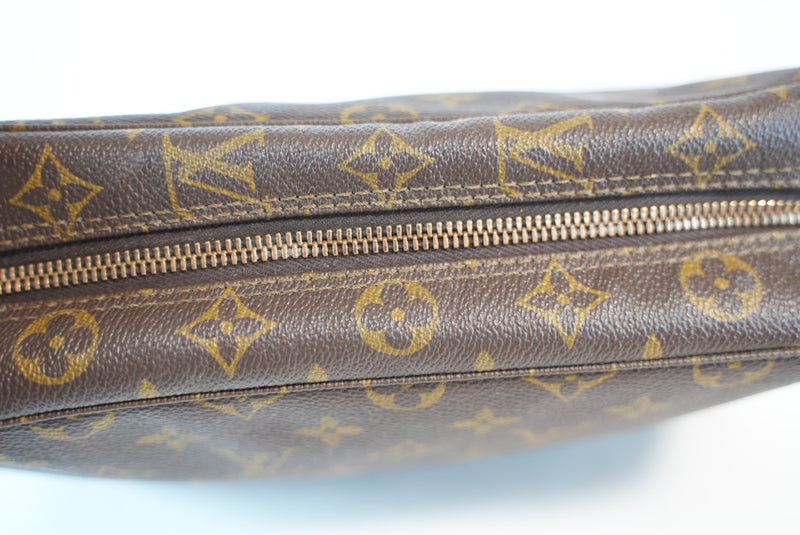 Louis Vuitton Monogram Trousse Toilette 28 Used