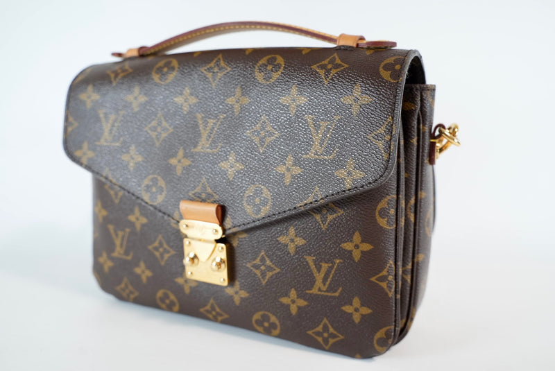 Louis Vuitton Monogram Pochette Metis Used