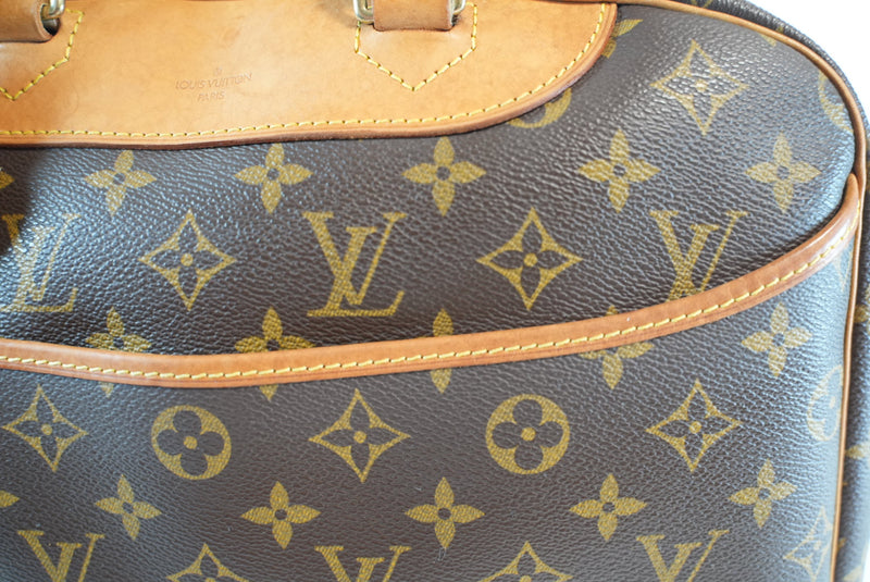 Louis Vuitton Monogram Deauville Handbag Used