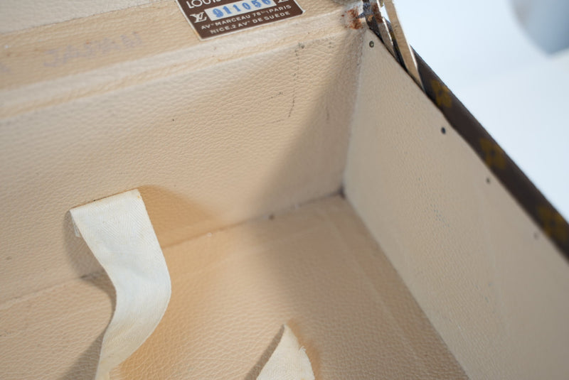 Louis Vuitton Monogram Bisten 60 Trunk Used
