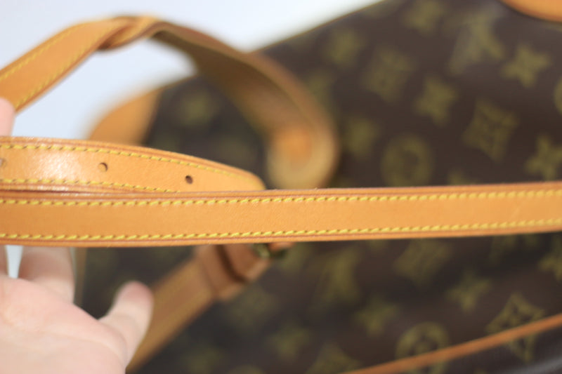 Louis Vuitton Monogram Trocadero 27 Crossbody Bag