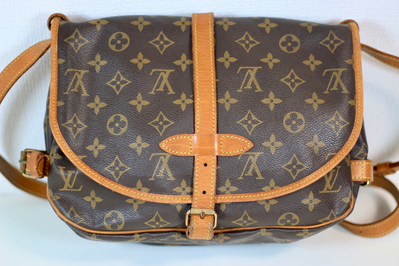 Louis Vuitton Monogram Saumur 30 Crossbody Bag Used