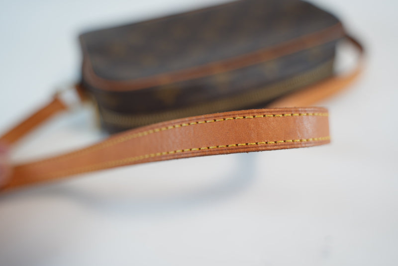Louis Vuitton Monogram Pochette Cite Shoulder Bag Used