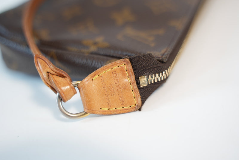 Louis Vuitton Monogram Pochette Accessories Used