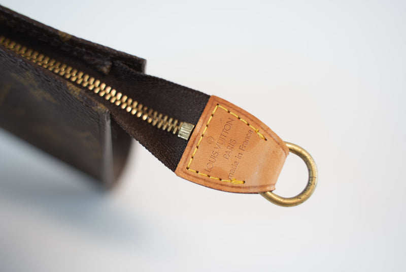 Louis Vuitton Monogram Bucket Pouch PM Used