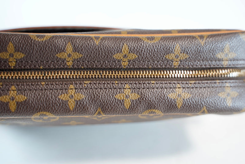 Louis Vuitton Monogram Trocadero 30 Crossbody Used