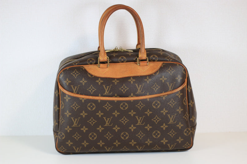 Louis Vuitton Monogram Deauville Handbag Used