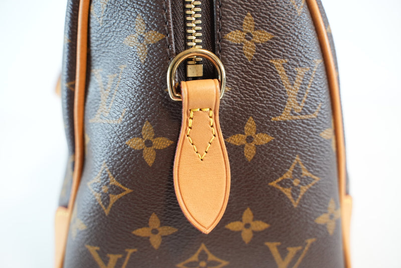 Louis Vuitton Monogram Retiro NM Used