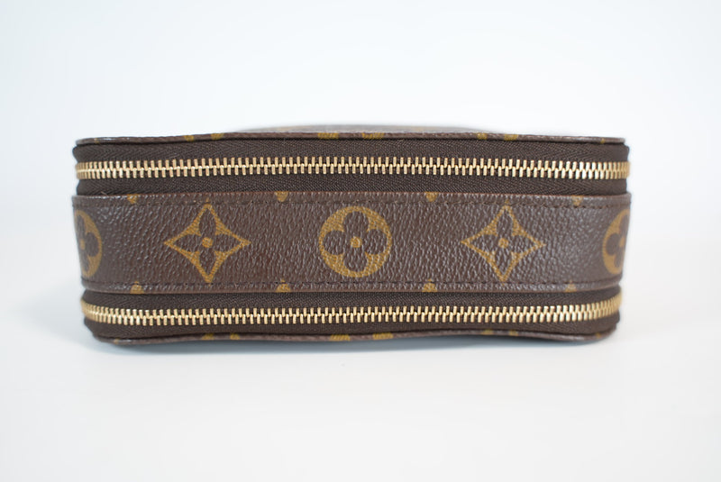 Louis Vuitton Trousse Brush PM Used