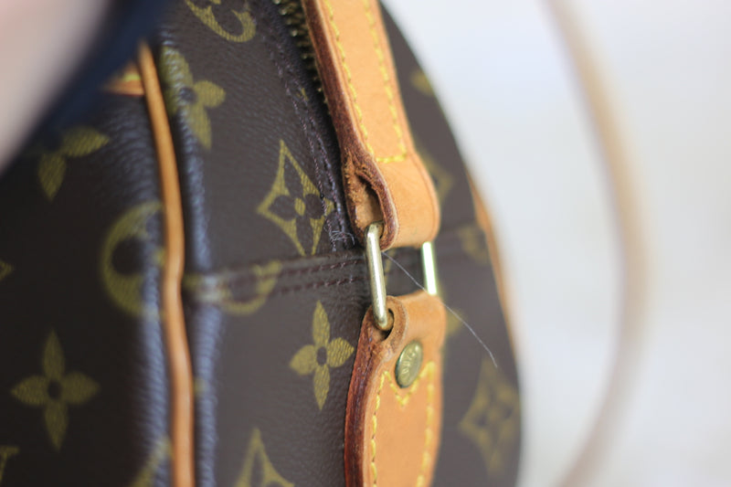 Monogram Blois Crossbody Bag – luxuryforlessjpn