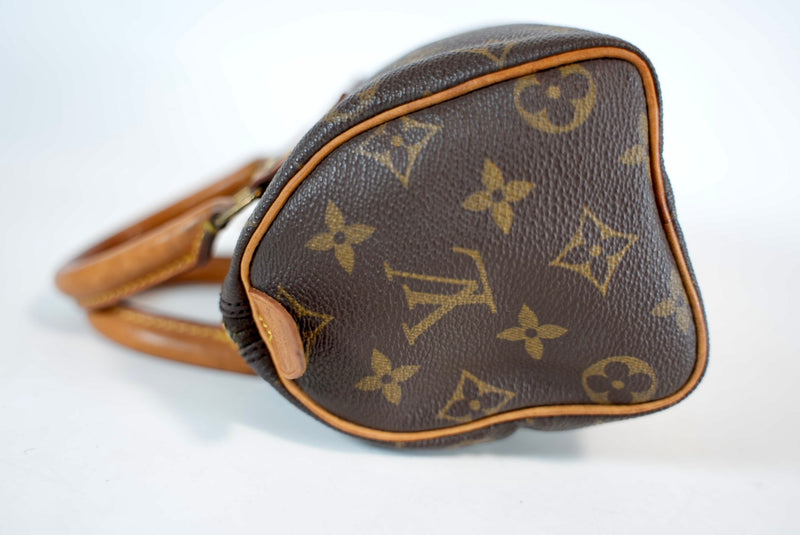 Louis Vuitton Monogram Speedy 18 Used