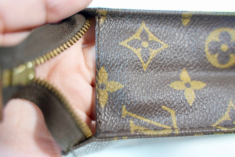 Louis Vuitton Monogram Toiletry 26 Used