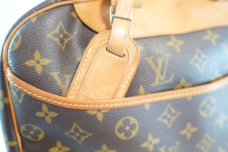 Louis Vuitton Monogram Deauville Handbag Used