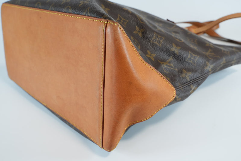 Louis Vuitton Monogram Cabas Mezzo Used