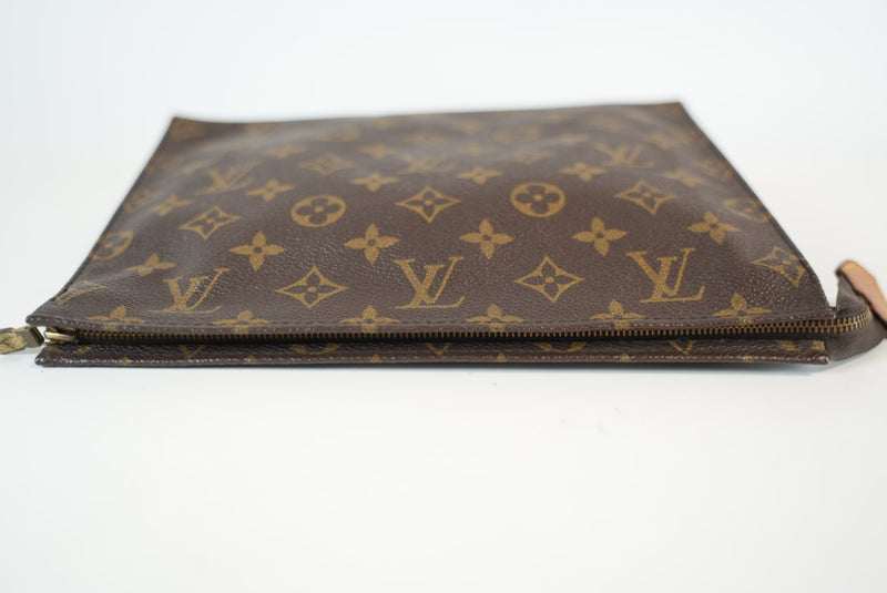 Louis Vuitton Monogram Toiletry 26 Used
