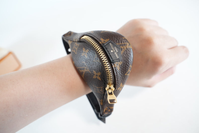 Louis Vuitton Monogram Party Bumbag Bracelet Used