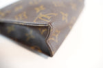 Louis Vuitton Monogram Toiletry 19 Used