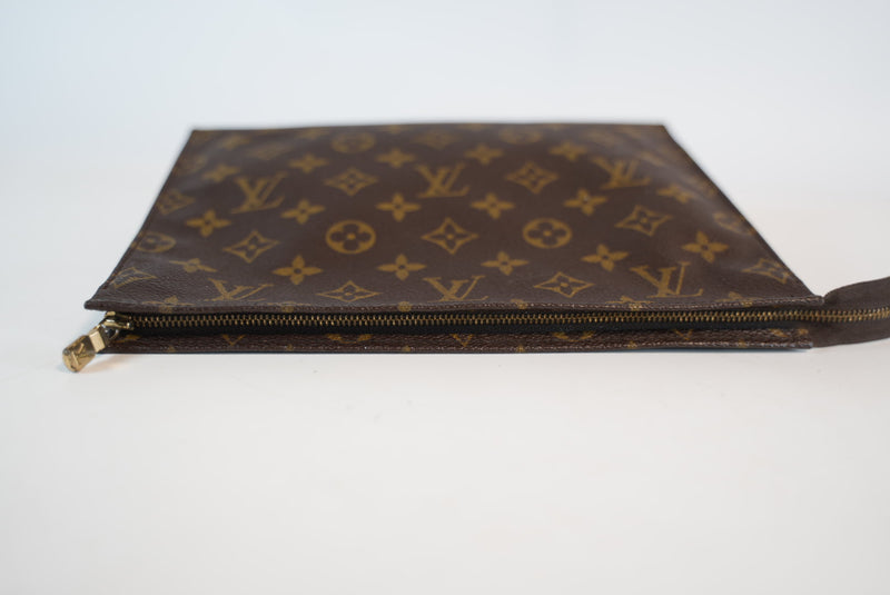 Louis Vuitton Monogram Toiletry Pouch 26 Used