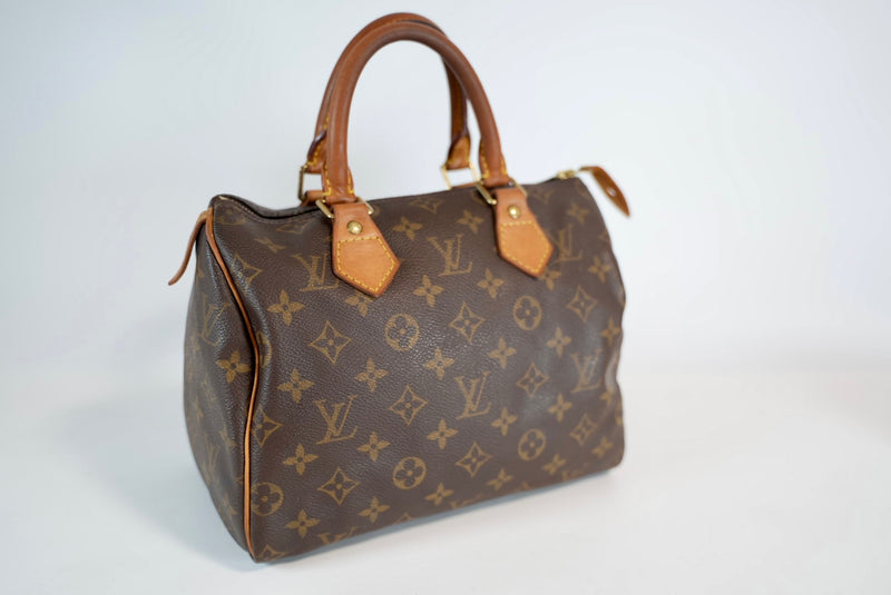 Louis Vuitton Monogram Speedy 25 Handbag Used