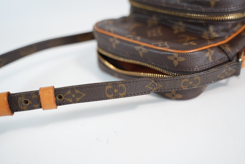 Louis Vuitton Monogram Amazon PM Crossbody Used