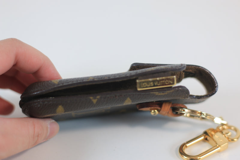 Louis Vuitton Monogram Etui Telephone International