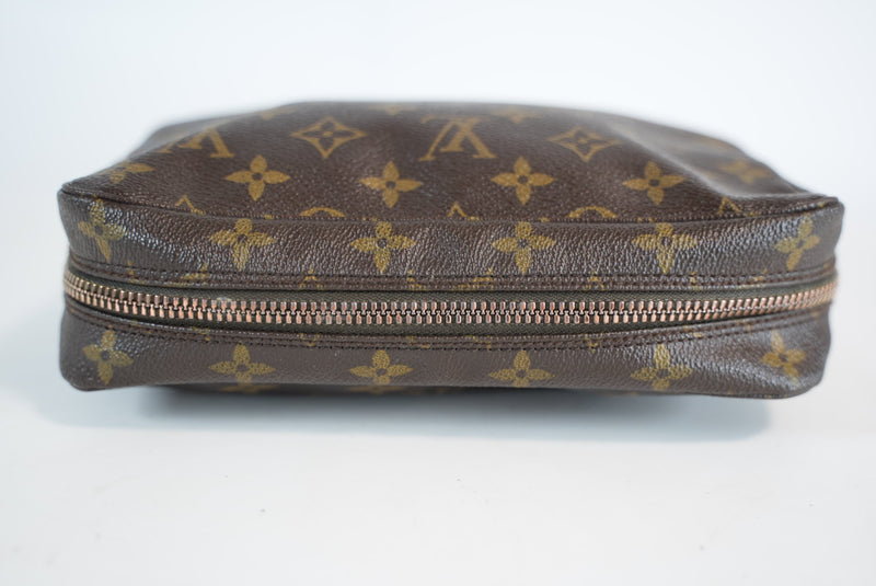 Louis Vuitton Monogram Trousse Toilette 23 Used