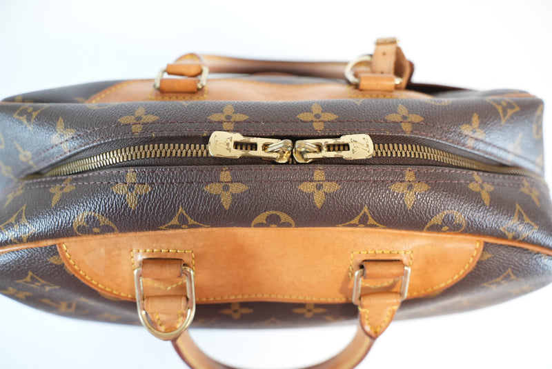 Louis Vuitton Monogram Deauville Handbag Used