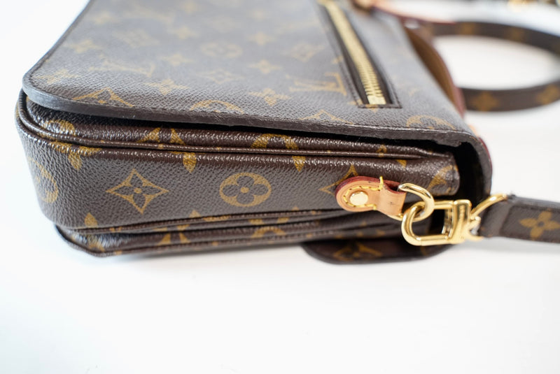 Louis Vuitton Monogram Pochette Metis Used