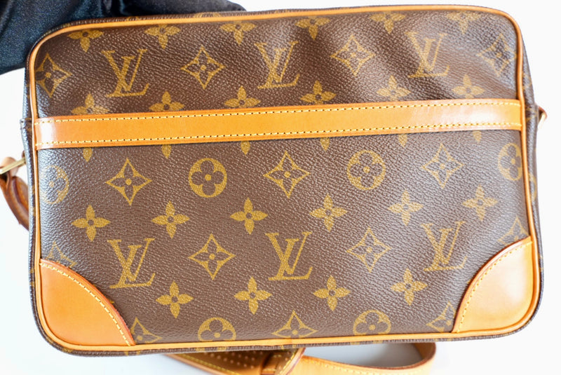 Louis Vuitton Monogram Trocadero 27 Crossbody Used