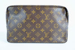 Louis Vuitton Monogram Trousse 28 Used