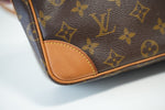 Louis Vuitton Trocadero 30 Crossbody Bag Used