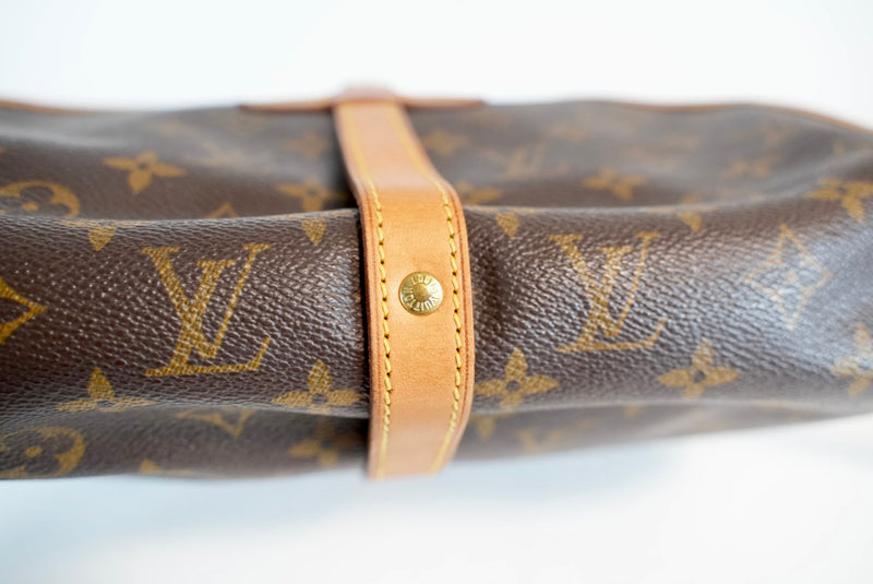 Louis Vuitton Monogram Saumur 30 Crossbody Used