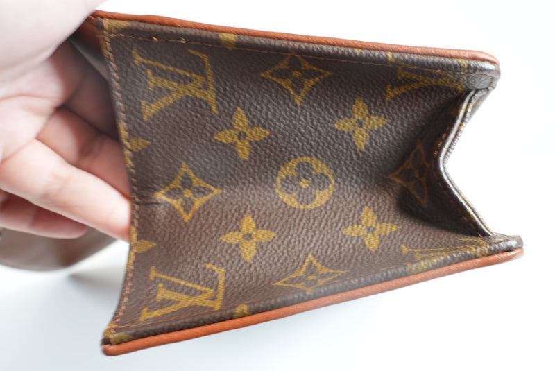 Louis Vuitton Monogram Pochette Dam Clutch