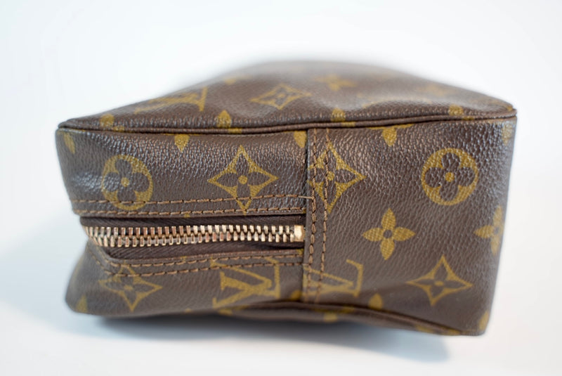 Louis Vuitton Monogram Trousse 28 Used