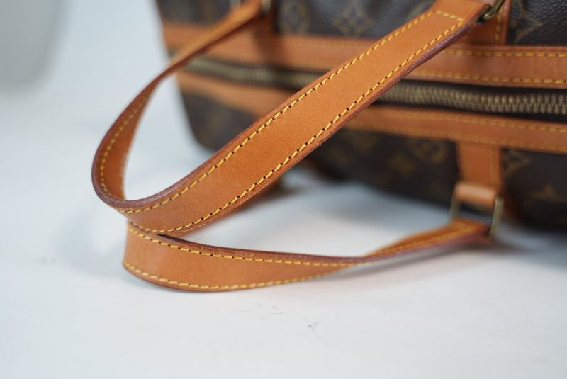 Louis Vuitton Monogram Sac Souple 35 Used