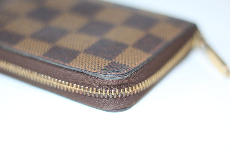 Louis Vuitton Damier Ebene Compact Zippy Wallet Used