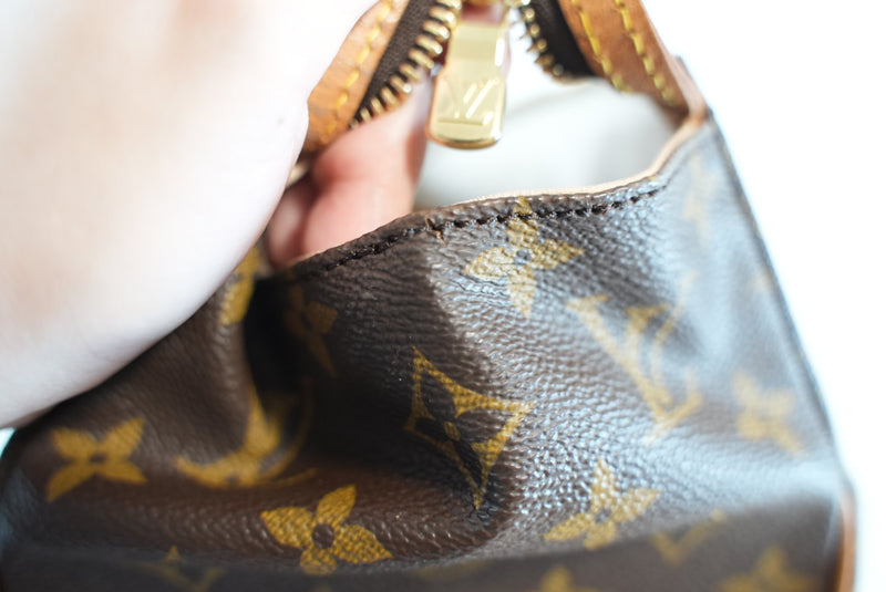 Louis Vuitton Monogram Trousse Patte Pression Cosmetic Pouch Used
