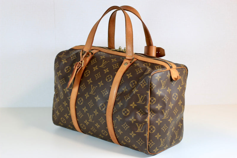 Louis Vuitton Monogram Sac Souple 35 Handbag Used